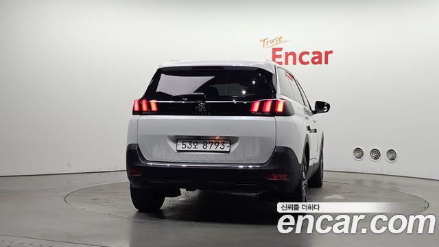 Peugeot 5008 (II) 1.6 BlueHDi Allure 2019 — фото 4