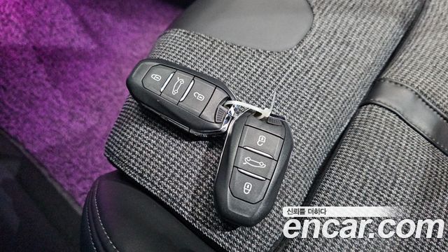 Peugeot 5008 (II) 1.6 BlueHDi Allure 2019 — фото 19