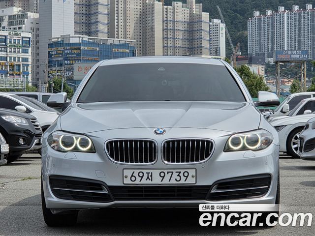 BMW 5 Series (F10) 528i 2014 — фото 5