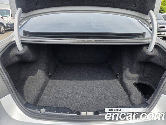 BMW 5 Series (F10) 528i 2014 — фото 23