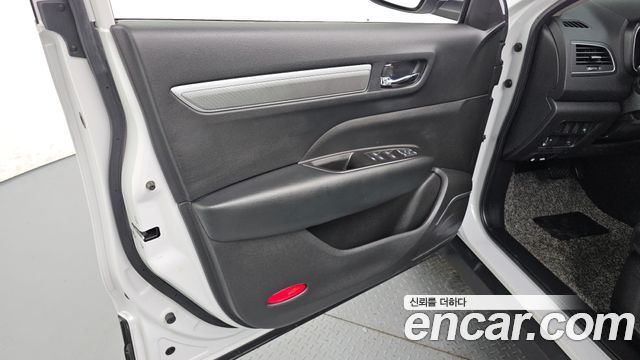 Renault Korea QM6 2.0 LPe RE 2WD 2021 — фото 24