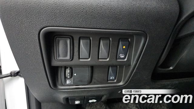 Renault Korea QM6 2.0 LPe RE 2WD 2021 — фото 32