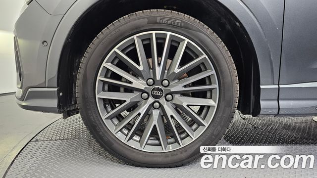 Audi Q3 (F3) 35 TDI Quattro Premium 2022 — фото 5