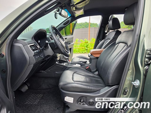 KG Mobility (SsangYong) Rexton Sports Khan Diesel 2.2 4WD Prestige 2023 — фото 10