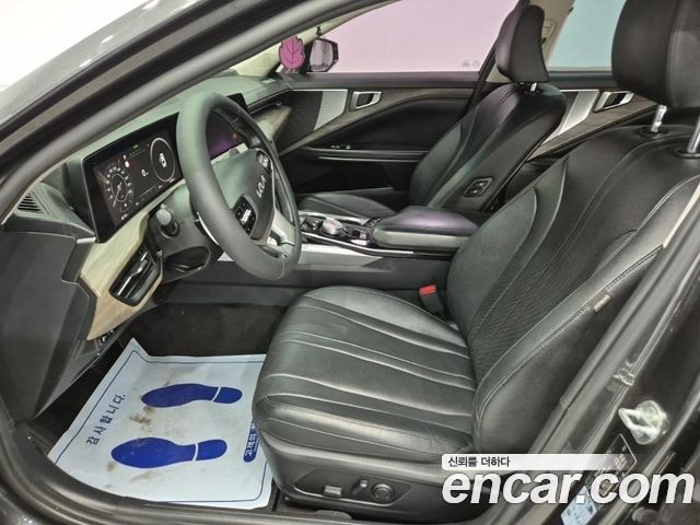 Kia K8 2.5 Gasoline 2WD Noblesse 2022 — фото 19