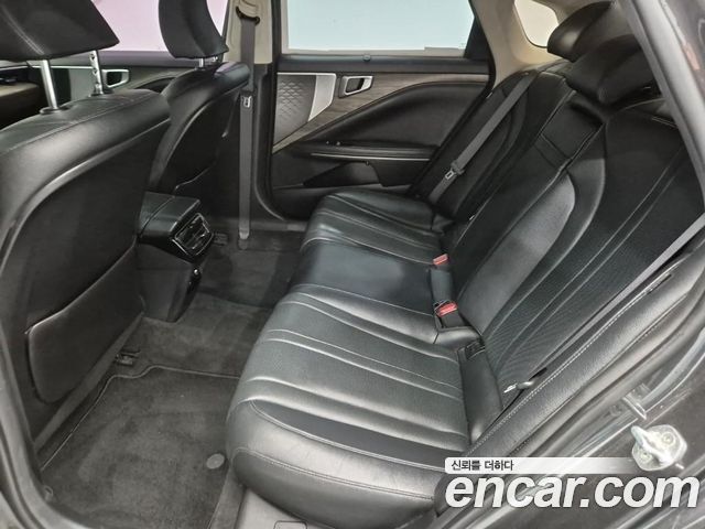 Kia K8 2.5 Gasoline 2WD Noblesse 2022 — фото 20