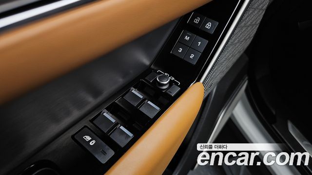 Land Rover Range Rover Velar 3.0 P400 R-Dynamic HSE 2022 — фото 17
