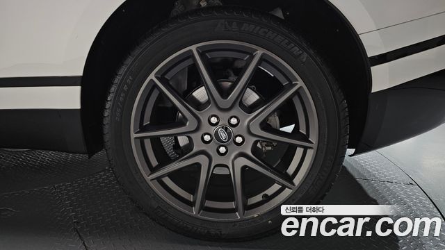 Land Rover Range Rover Velar 3.0 P400 R-Dynamic HSE 2022 — фото 21