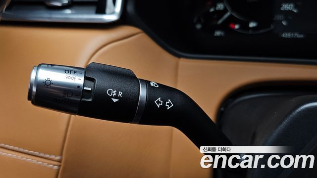 Land Rover Range Rover Velar 3.0 P400 R-Dynamic HSE 2022 — фото 31