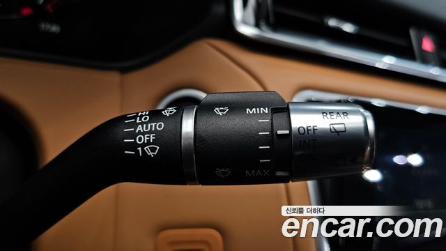 Land Rover Range Rover Velar 3.0 P400 R-Dynamic HSE 2022 — фото 32