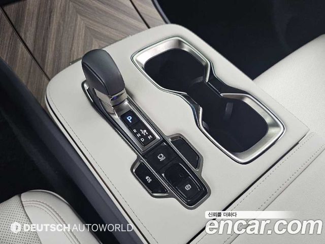 Lexus LM (II) 500h Executive 2025 — фото 9
