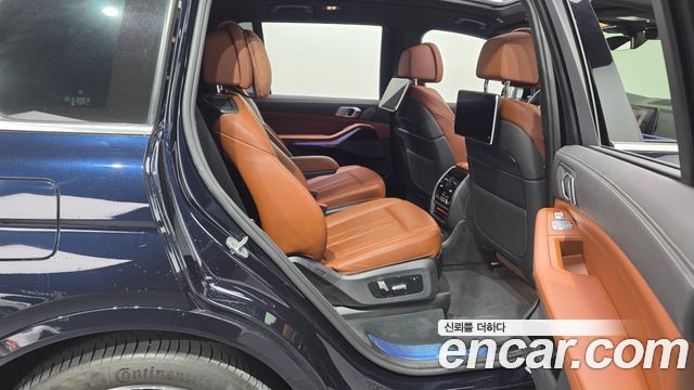 BMW X7 (G07) xDrive 40i M Sport 6STR 2021 — фото 12