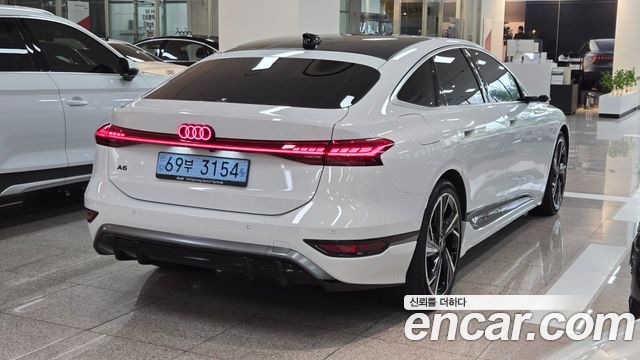 Audi A6 e-tron Performance S line 2025 — фото 2