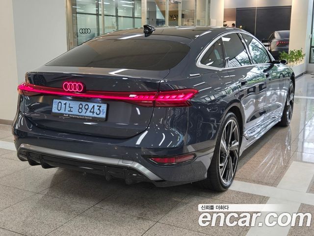 Audi A6 e-tron Performance S line 2025 — фото 2