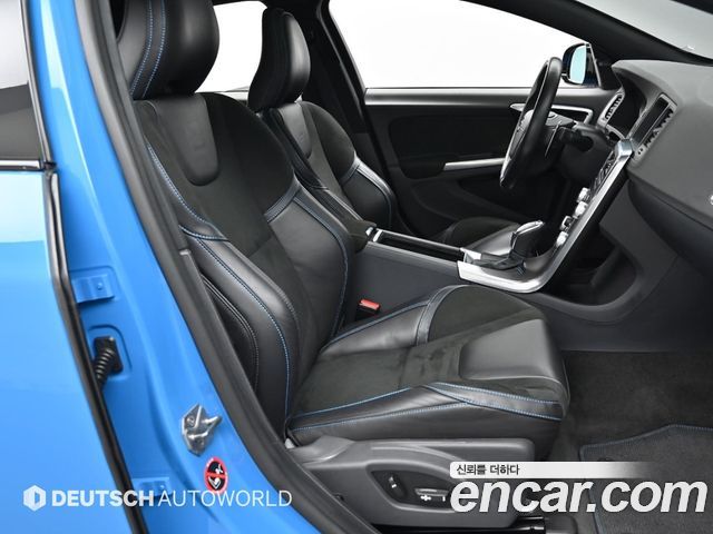 Volvo S60 Polester 2nd 2017 — фото 10