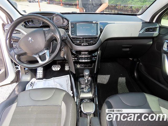 Peugeot 2008 1.5 BlueHDi Allure 2019 — фото 7