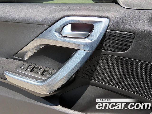 Peugeot 2008 1.5 BlueHDi Allure 2019 — фото 15