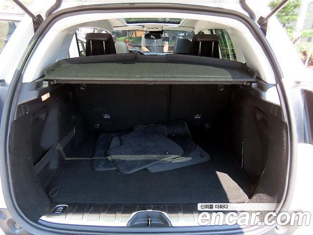 Peugeot 2008 1.5 BlueHDi Allure 2019 — фото 21