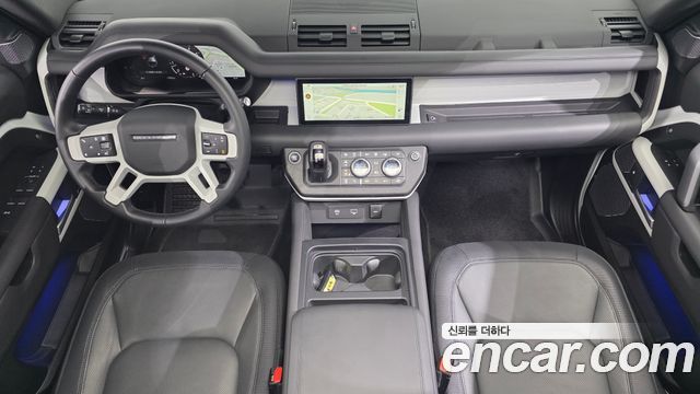 Land Rover Defender (L663) 110 P300 X-Dynamic SE 2024 — фото 7