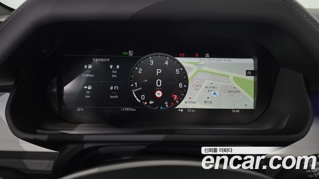 Land Rover Defender (L663) 110 P300 X-Dynamic SE 2024 — фото 8