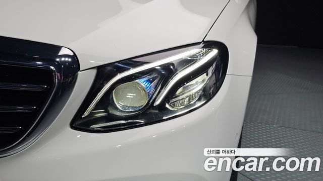 Mercedes-Benz E-Class (W213) E300 Exclusive 2019 — фото 28