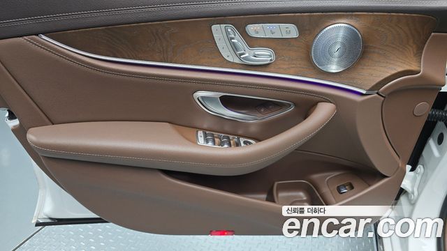 Mercedes-Benz E-Class (W213) E300 Exclusive 2019 — фото 30