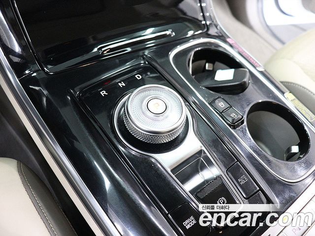Kia Carnival (IV) Diesel 9-Seater Hi-Limousine Signature 2021 — фото 9