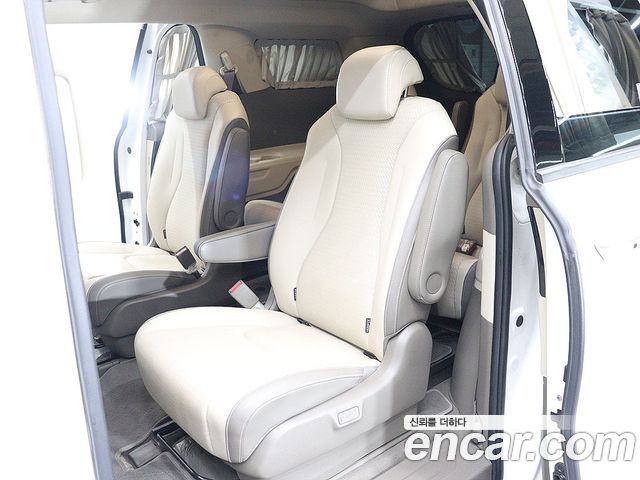 Kia Carnival (IV) Diesel 9-Seater Hi-Limousine Signature 2021 — фото 20