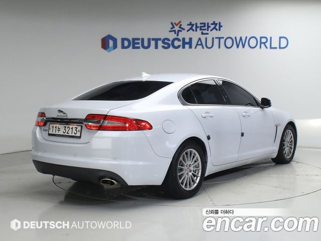Jaguar XF 2.2D Luxury X250 2015 — фото 2