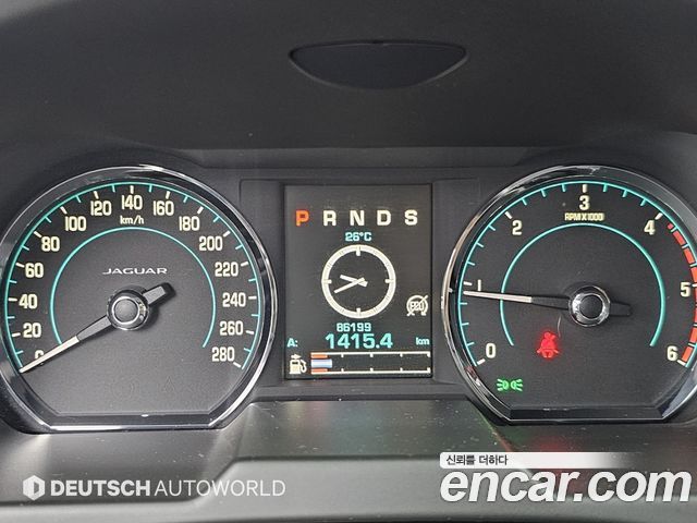 Jaguar XF 2.2D Luxury X250 2015 — фото 8