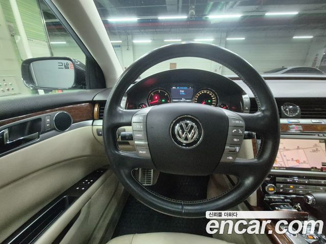 Volkswagen Phaeton V6 3.0 TDI VW611 2011 — фото 8
