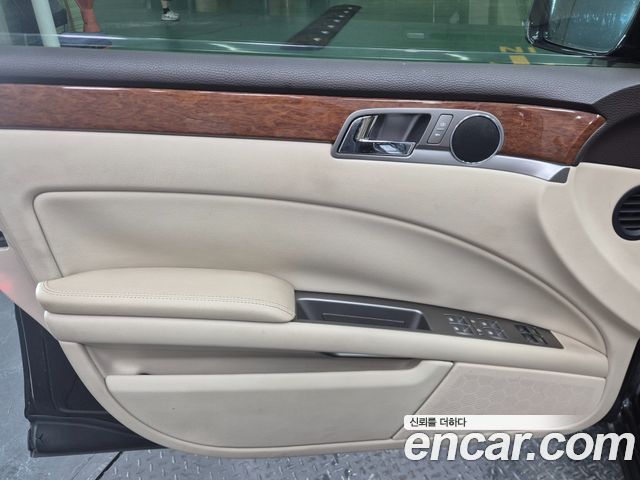 Volkswagen Phaeton V6 3.0 TDI VW611 2011 — фото 18
