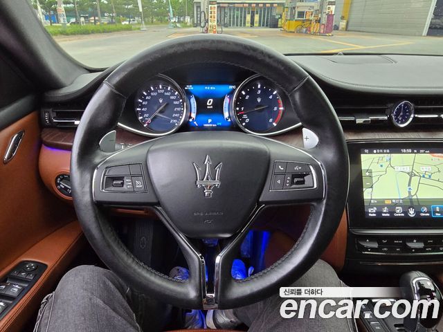 Maserati Quattroporte 3.0 Diesel 2017 — фото 17