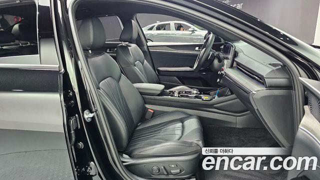 Kia K5 (III) 2.0 Signature 2025 — фото 16