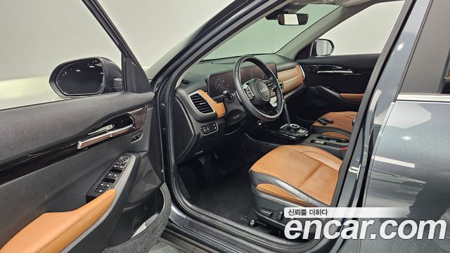 Kia Seltos Gasoline 2.0 2WD Signature 2023 — фото 10