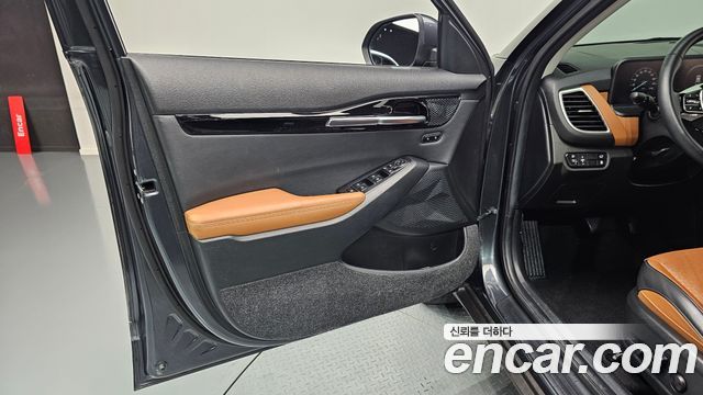 Kia Seltos Gasoline 2.0 2WD Signature 2023 — фото 30