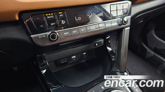 Kia Seltos Gasoline 2.0 2WD Signature 2023 — фото 38