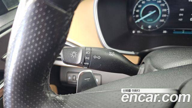 Hyundai Santa Fe Gasoline 2.5T 4WD Calligraphy 2021 — фото 34