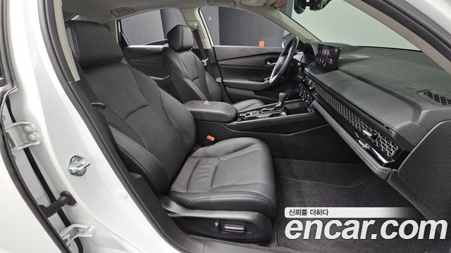 Honda Accord (XI) 2.0 Hybrid Touring 2024 — фото 26