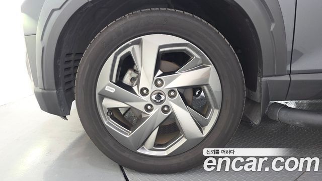 KG Mobility (SsangYong) Rexton Sports Khan Diesel 2.2 2WD Culman Noblesse 2024 — фото 5