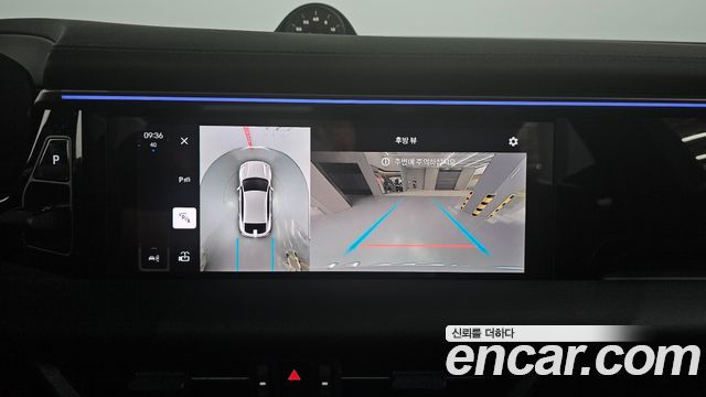 Porsche Macan EV Base 4 2025 — фото 17