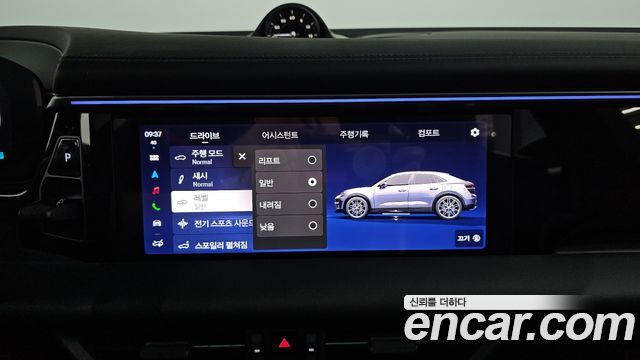 Porsche Macan EV Base 4 2025 — фото 19