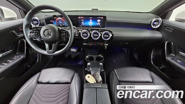 Mercedes-Benz A-Class (W177) A220 Sedan 2020 — фото 7