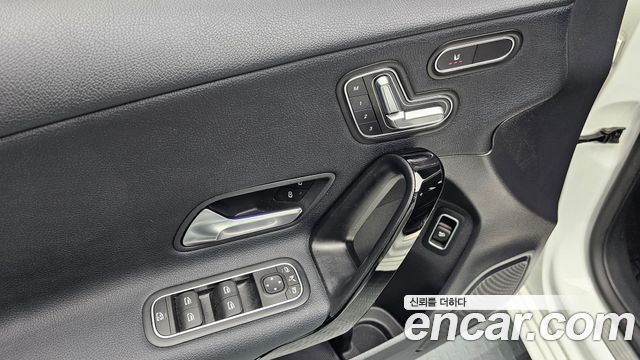Mercedes-Benz A-Class (W177) A220 Sedan 2020 — фото 22