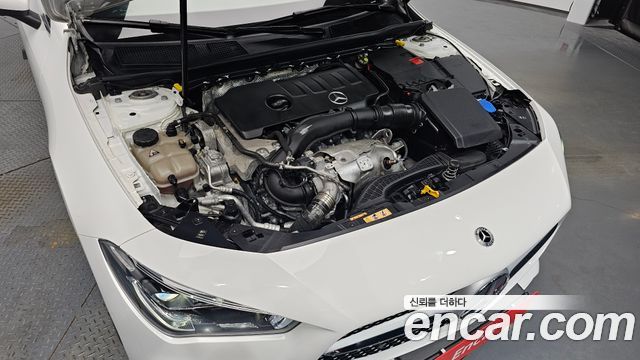 Mercedes-Benz CLA-Class (C118) CLA250 4MATIC 2021 — фото 6