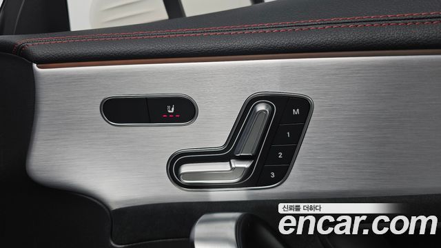 Mercedes-Benz CLA-Class (C118) CLA250 4MATIC 2021 — фото 17