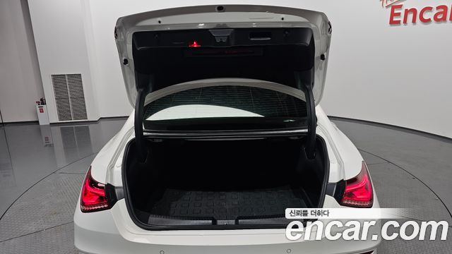 Mercedes-Benz CLA-Class (C118) CLA250 4MATIC 2021 — фото 32