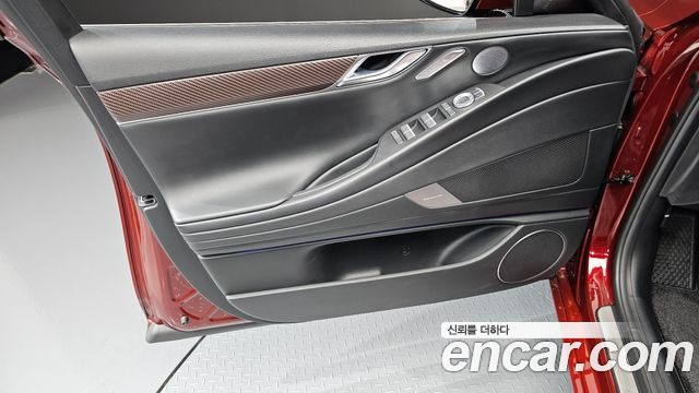 Genesis G80 (RG3) Gasoline 2.5 Turbo AWD 2025 — фото 24