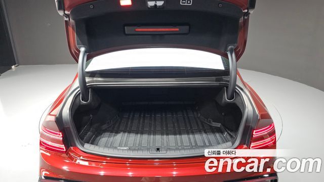 Genesis G80 (RG3) Gasoline 2.5 Turbo AWD 2025 — фото 30