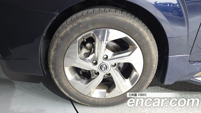 KG Mobility (SsangYong) Korando Turismo 4WD TX 9-seater 2019 — фото 5